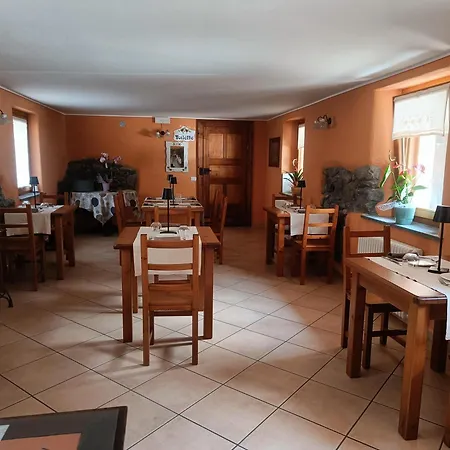 Lou Rose Farm stay Donnaz